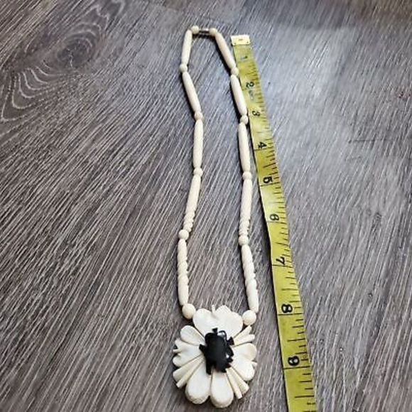 Handcarved Necklace - Picture 4 of 5